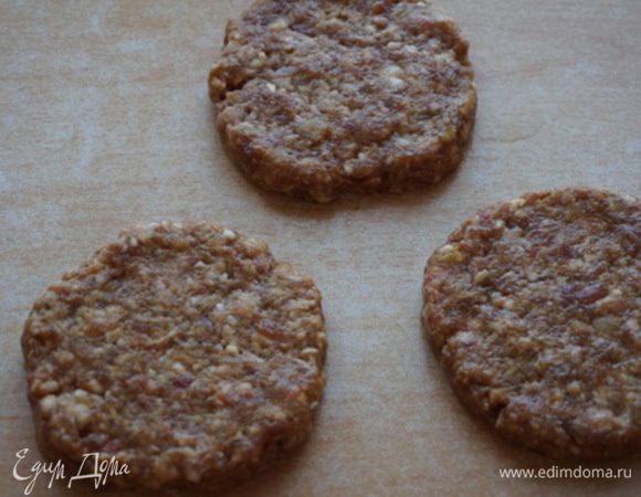 Делаем котлетки,