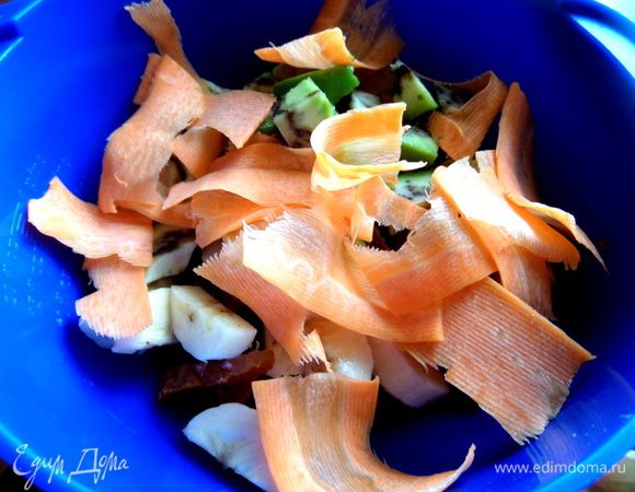 Собираем всё в чаше.