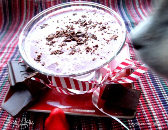 А тут чей-то любопытный носик попал в кадр))))