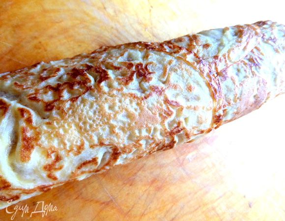 Дать полежать, пропитаться рулетику. Можно приготовить с вечера и убрать под плёнку в холодильник, а утром нарезать к завтраку!