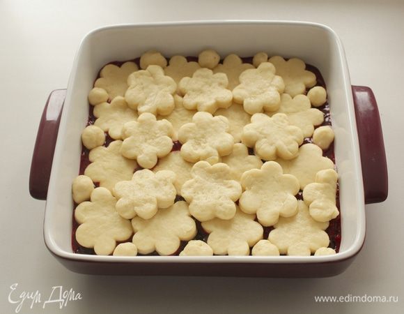 Затем вторым слоем.