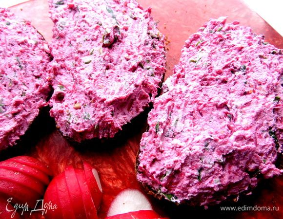 Распределяем по хлебу...Хватило ровно на три кусочка! Ну Вы меня поняли)))