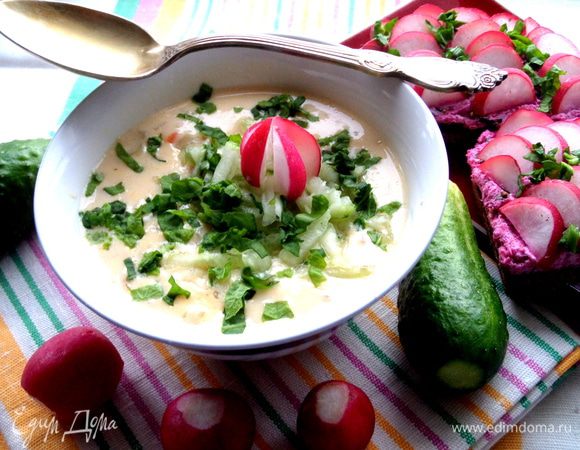 Подаём с бутербродами из редисочки на ржаном хлебе)))