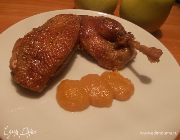 Подавать к уже готовой утке. Приятного аппетита!!!