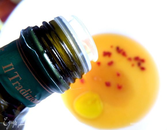 Оливковое масло EV немного.