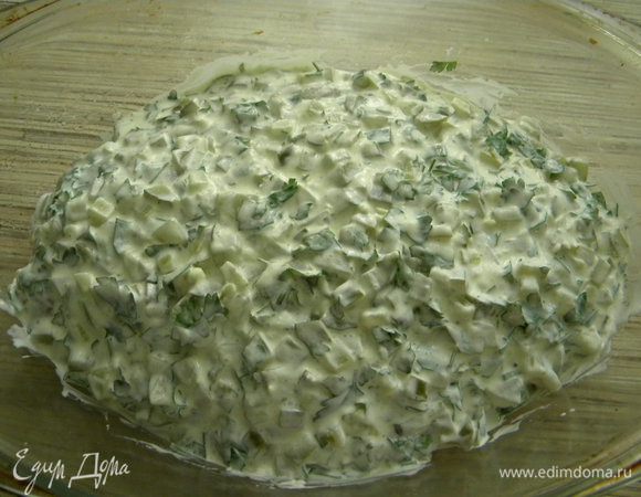 Заливаем всё соусом.... и в духовку разогретую ставим на 20 мин.