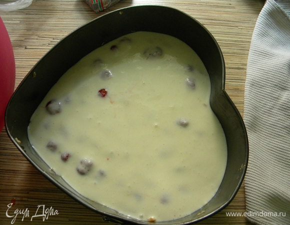 Заливаем сверху и в холодильник на 2 минимум часа.