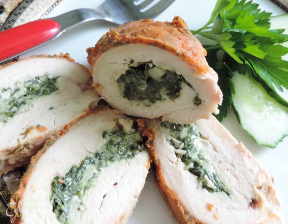 Наше ароматное и аппетитное блюдо готово! Перед подачей рулетики можно полить соусом, в котором они запекались. Приятного аппетита!!!