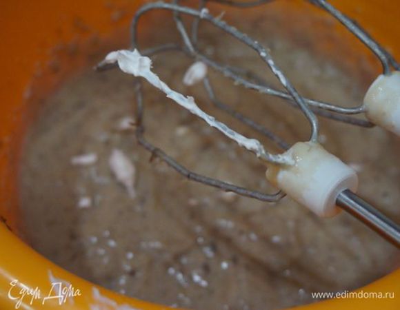 Смешиваем с банановым пюре.