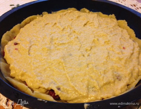 Выложить крем. 