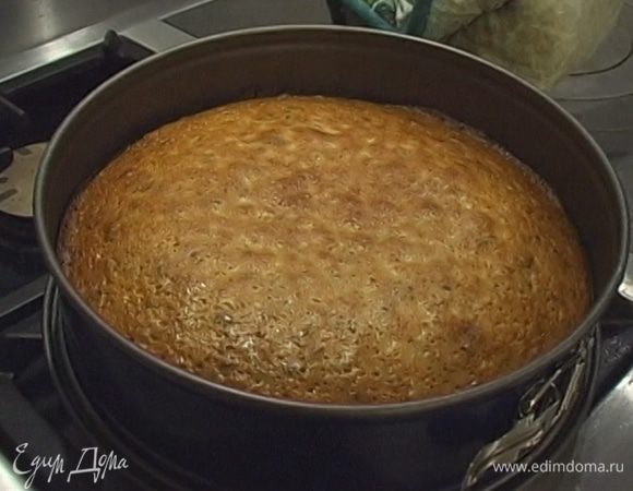 Выпекать в разогретой духовке 25−30 минут.