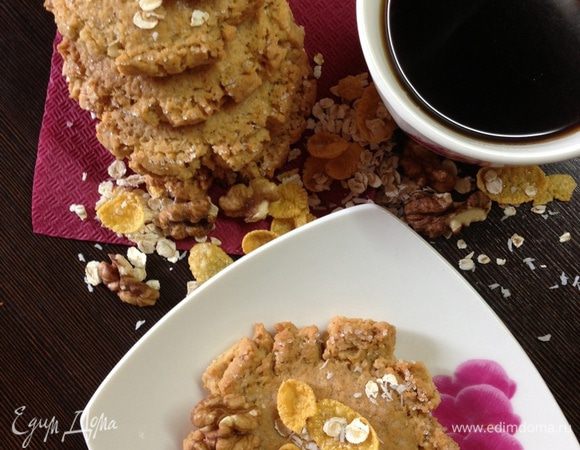 Достаем готовое печенье, остужаем его и наслаждаемся!!!