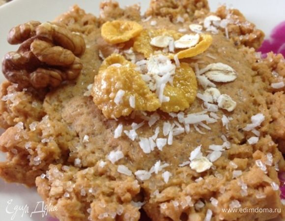 Очень-очень вкусно с молоком. Краешки приятно похрустывают, а серединка радует мягкостью. 
По вкусу оно напоминает немного овсяное, немного кукурузное, немного ореховое..... Короче, "всего понемножку" создает неповторимый вкус этого печенья.
Оно бесподобное!! Поверьте!!! 
И проверьте!!!

