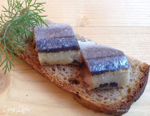 Убрать в холодильник на 24 часа.