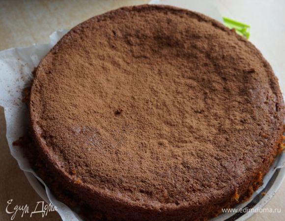 Остудите на решетке, посыпьте какао.