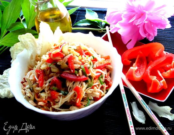 Очень вкусно,пикантно,сытно и не жарко по температуре получилось))) Вполне подходит на второе!