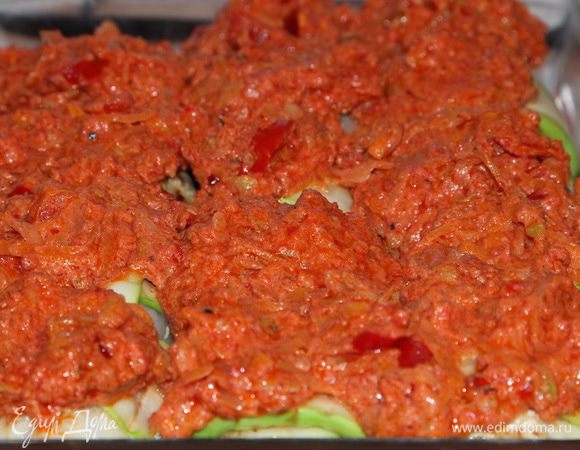 Затем каждый "клубочек" покрываем оставшимся томатом.