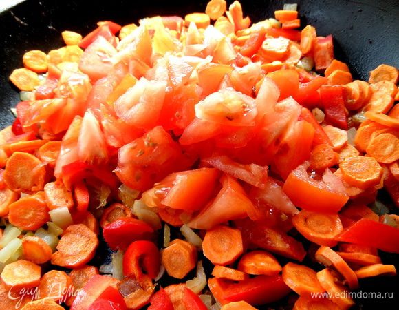 И в конце помидор добавить.