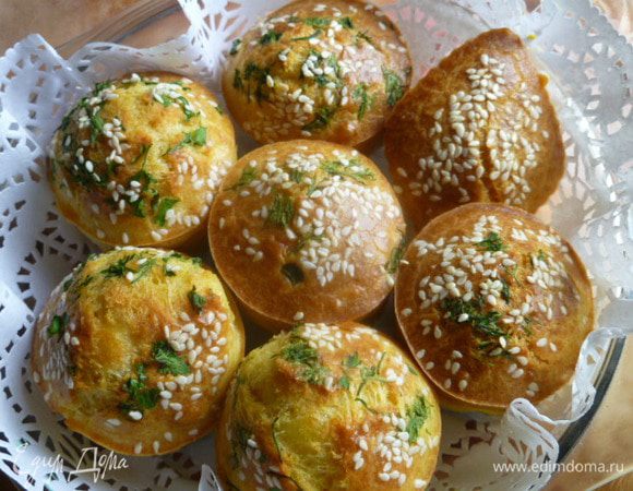 Вот и готовы мясные булочки...