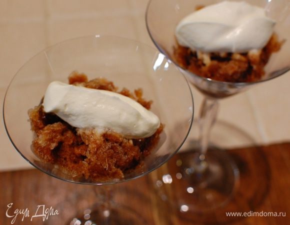 Оставшиеся сливки подать к столу вместе с гранитой.