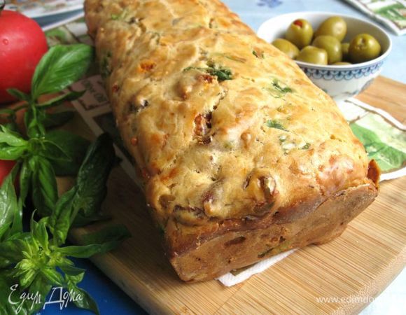 Затем его можно вынуть из духовки, дать постоять до полного остывания, аккуратно вынуть из формы.