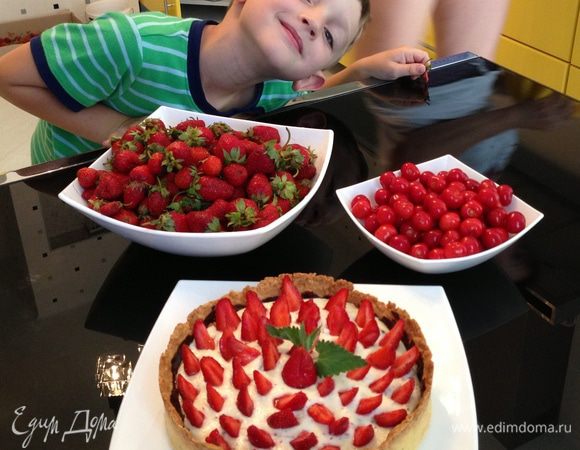 Фотографировала минут 20, т.к. некоторые, особо любопытные, очень хотели уже попробовать :)))))))))))))))))))