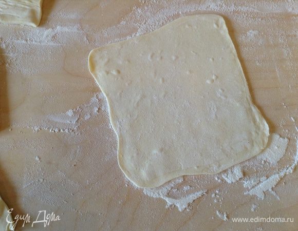 Чуть раскатать.