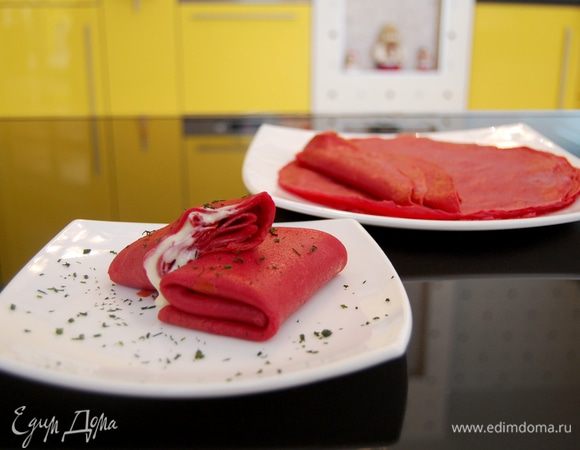 Фаршируем блинчики, любимой вами, начинкой. 

Смачного :)