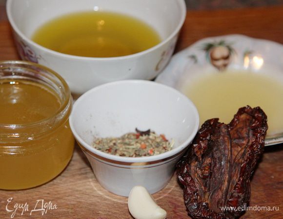 Делаем маринад, для этого смешиваем все компоненты.