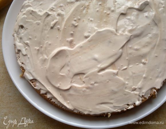 Крем очень пышный.