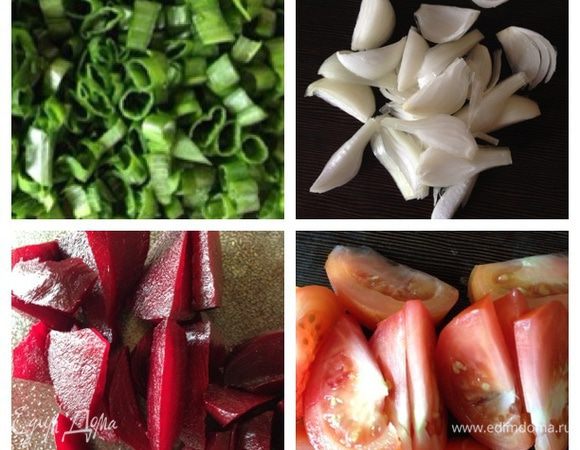 Поставим духовку разогреваться до 180 градусов. А пока займемся овощами. Молоденький небольшой лучок нарежем (головки на четвертинки, совсем маленькие пополам, зелень порубим).
Отварную свеклу и помидоры (по 1 большой штуке или по 2 средние) порежем дольками.