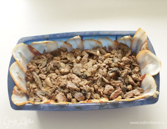 Затем печень с грибами.