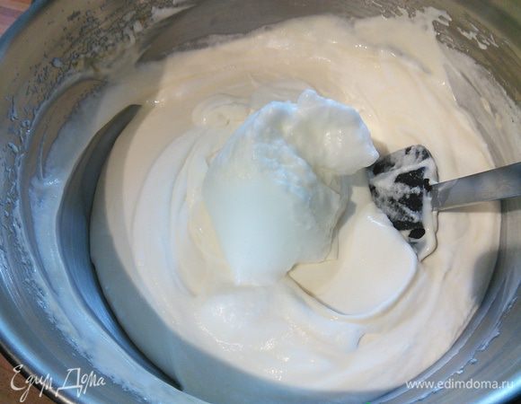 затем в два приёма белки.