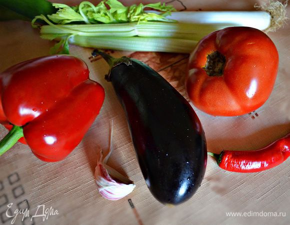 Подготовить, помыть овощи.