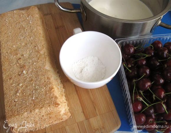 Вишню помыть, обсушить.