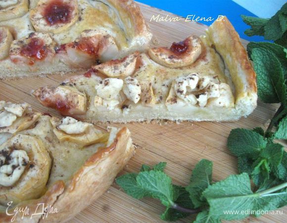 А это - кусок пирога. Приятного чаепития!