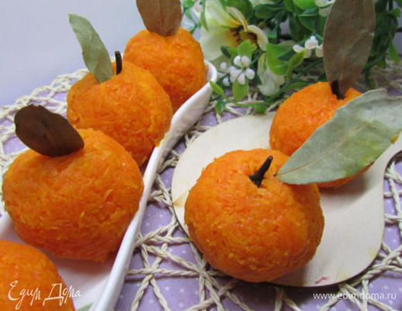 Перед подачей можно украсить наши мандаринки лавровым листом.
Приятного аппетита! 