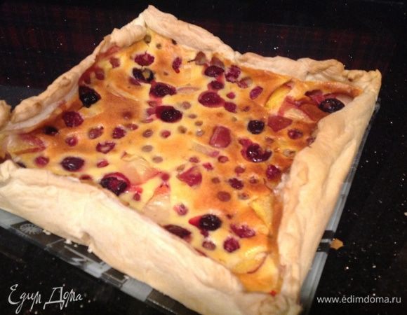 Он сначала сильно поднимется, но когда остынет опустится.