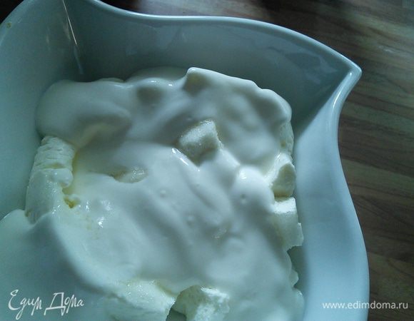 Добавить сметану,