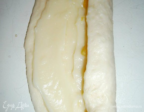 и свернуть трубочкой.