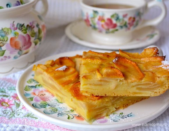 Перед подачей остудить пирог в холодильнике... Подавать к чаю или кофе. Идеальное завершение вкусной трапезы! )))