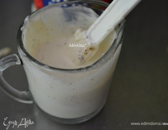 Приготовим заправку, смешав все ингредиенты.