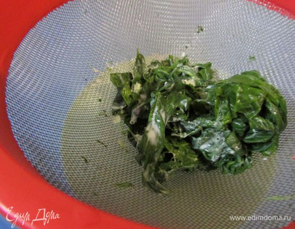 Процедить через сито. 