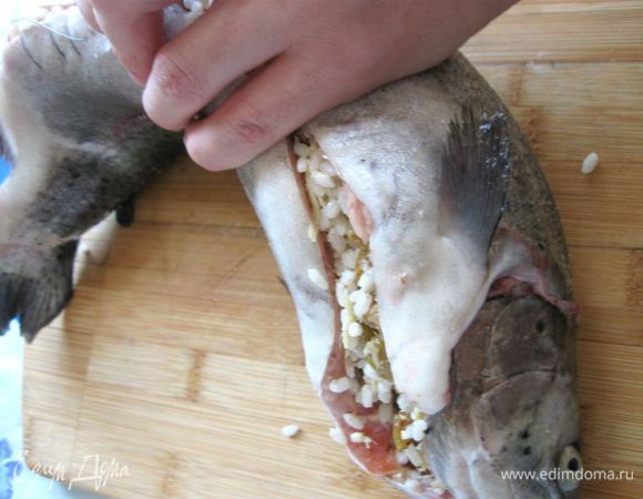 Зашить. Это сделать мне помогли, очень приятно, когда есть помощники! 