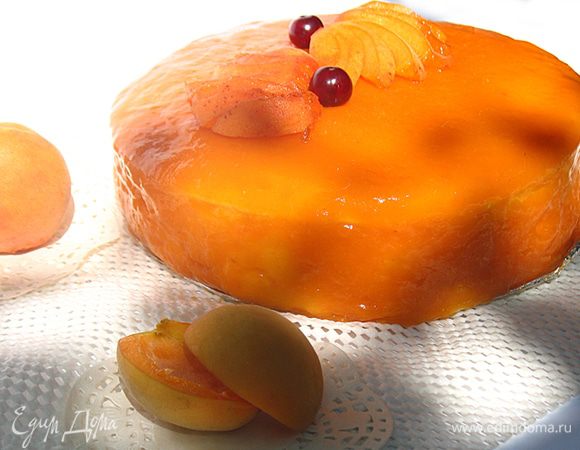 Ставим торт на час в холодильник. И подаем к столу. 