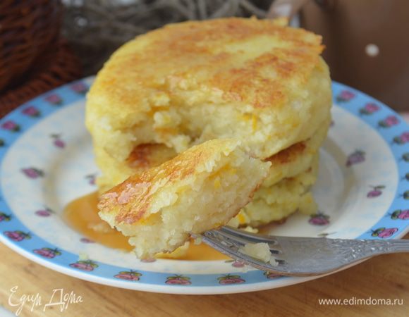 Подавать с медом, сметаной, кленовым сиропом! 