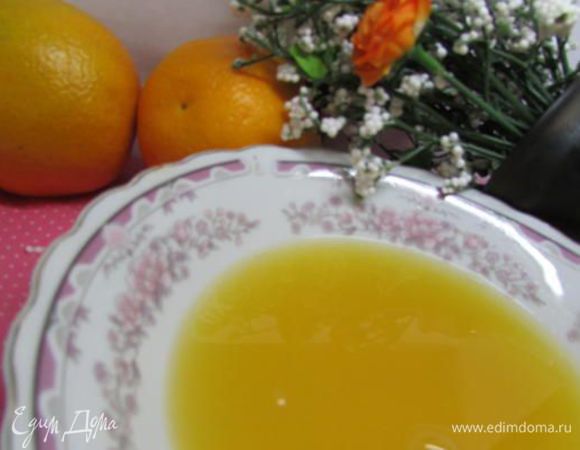 Смешать воду, апельсиновый сок. Добавить сахар и агар. Дать постоять некоторое время. 