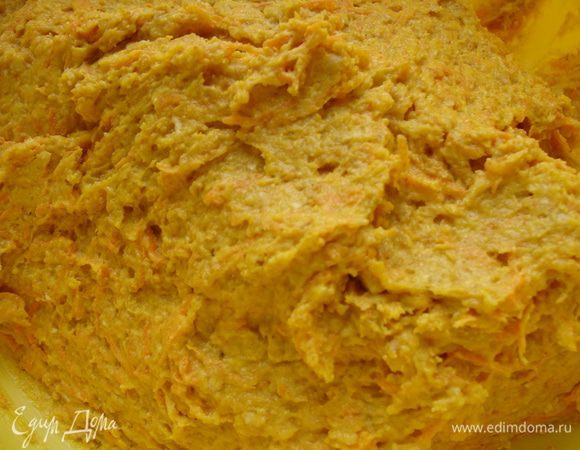 Вот такое мягкое тесто получилось..Поставить в холодильник на 30 минут.