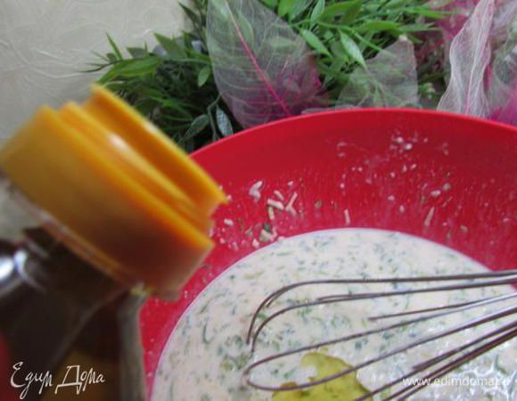 Влить масло и еще раз хорошо перемешать миксером ( я всё взбивала венчиком).