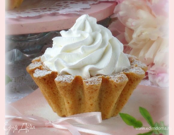 При желании, корзинки можно присыпать пудрой. 